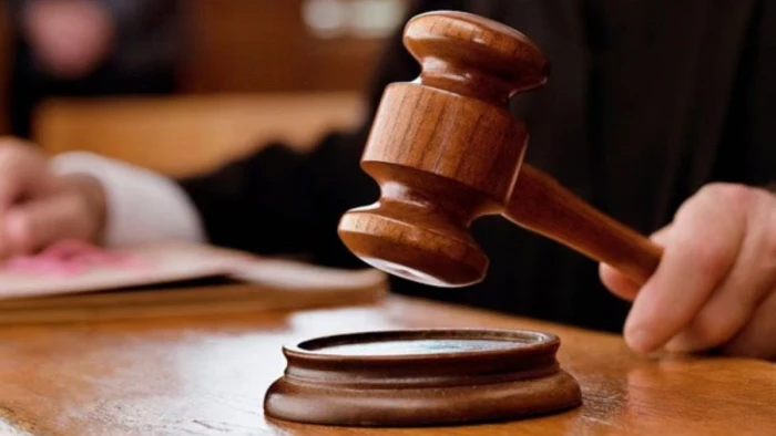 Chhattisgarh High Court News: एक ही जनपद में दो CEO की पोस्टिंग पर हाईकोर्ट की रोक, कमिश्नर का आदेश स्थगित