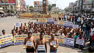 CG News: 5000 करोड़ के भुगतान को लेकर छत्तीसगढ़ कांट्रैक्टर्स एसोसिएशन का आर-पार का ऐलान, आज रायपुर में करेंगे अर्धनग्न और कटोरा लेकर प्रदर्शन